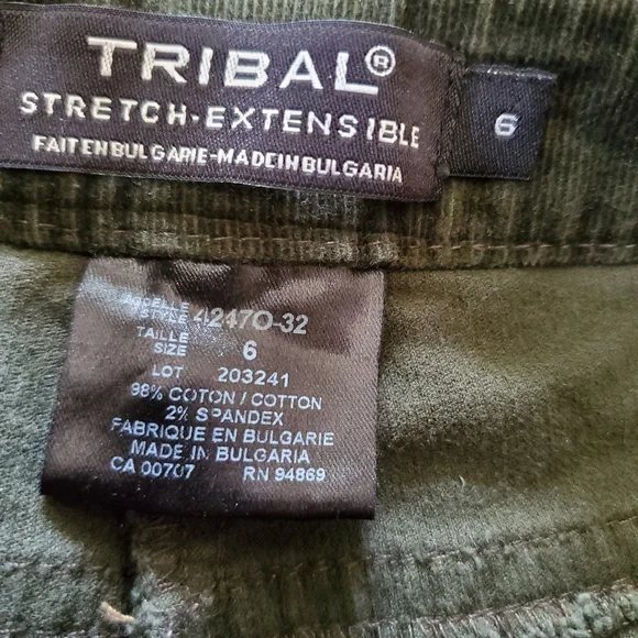 Tribal stretch corduroy bootcut dark green with stretch. Size 6. - Picture 4 of 8